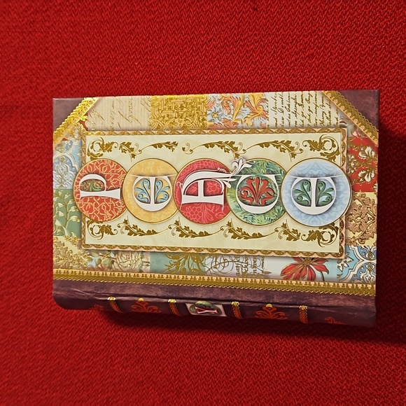 Punch Studio PEACE JOY Christmas Holiday keepsake box faux book magnetic closure - Picture 3 of 10